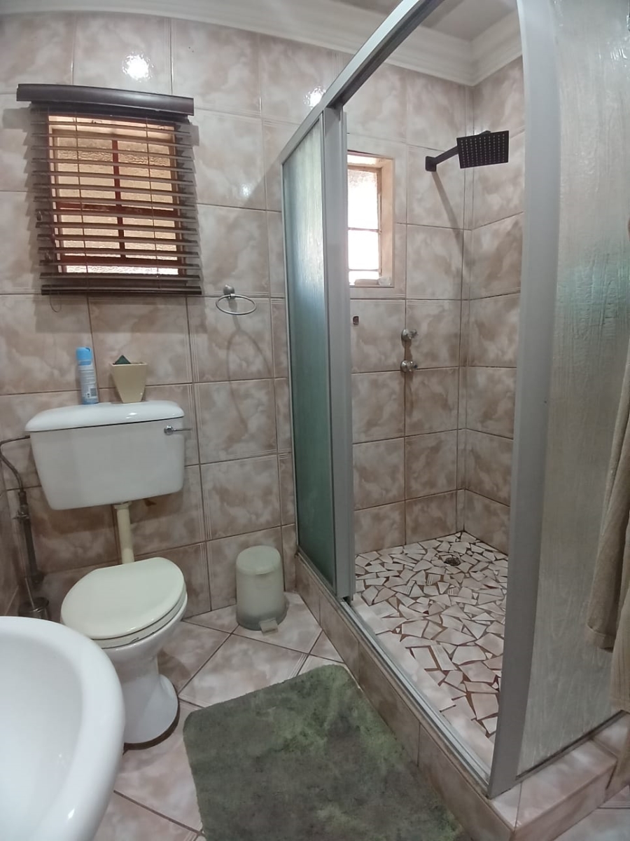 4 Bedroom Property for Sale in Vaalpark Free State